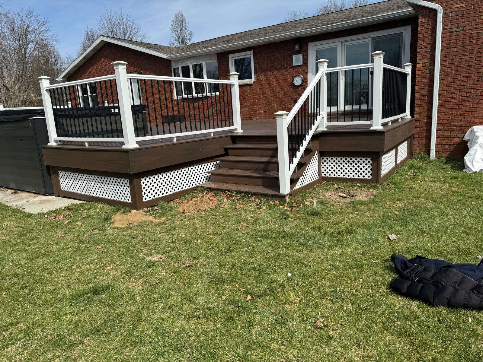 Deck installaDeck installation tion